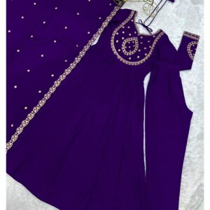Royal Embroidered Anarkali Set with Dupatta & Pant