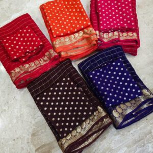 Contemporary Saree with Grid Pattern & Elegant Butta Blouse Set | Blouse