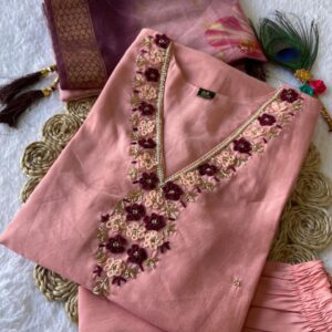 Women’s Blush Pink Floral Embroidered Kurta Pant Set with Dupatta | Ethnic Wear
