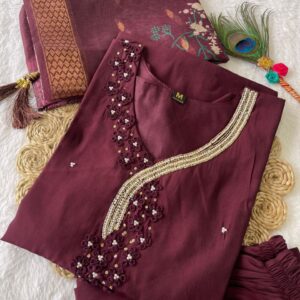 Women’s Wine Purple Embroidered Kurta Pant Set with Dupatta | Ethnic Wear