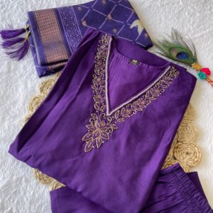 Women’s Orchid Purple Embroidered Straight Kurta Pant and Dupatta